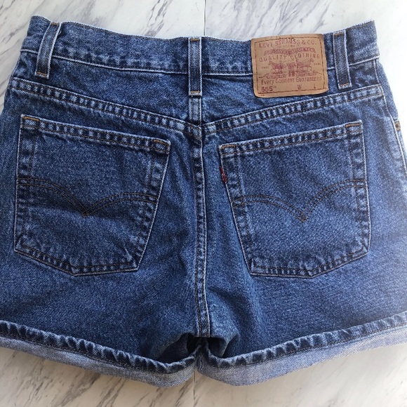 Vintage Levi’s 555 High Waisted Jean Shorts - Picture 1 of 4